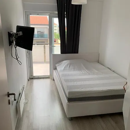 Lucija Biograd Na Moru